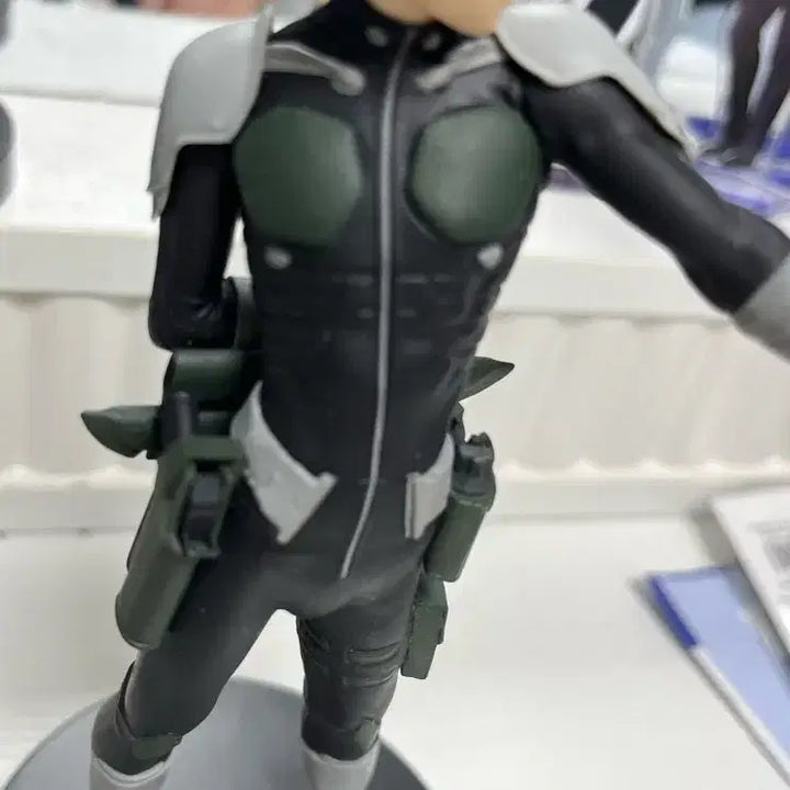 [BUNJANG] Kaiju No. 8 Hoshina Figure / 괴수8호 호시나 피규어 판매합니다