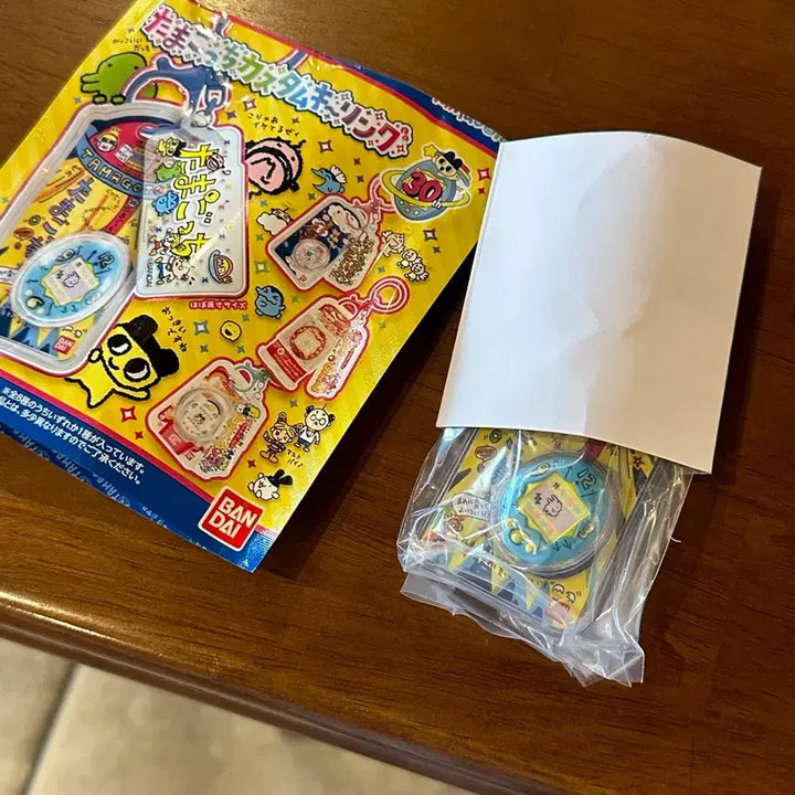 [BUNJANG] Bandai Tamagotchi Custom Keychain Candy Toy / 반다이 다마고치 커스텀 키링 식완