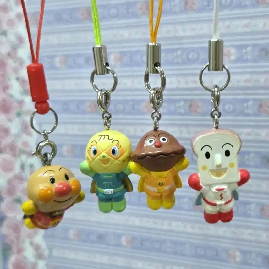 [BUNJANG] Anpanman Authentic Japanese Mascot Charm Strap Set (4 pieces) - Sega Toys / 호빵맨 일본 정품 마스코트 참 스트랩 4개 세트(세가토이즈 정품)