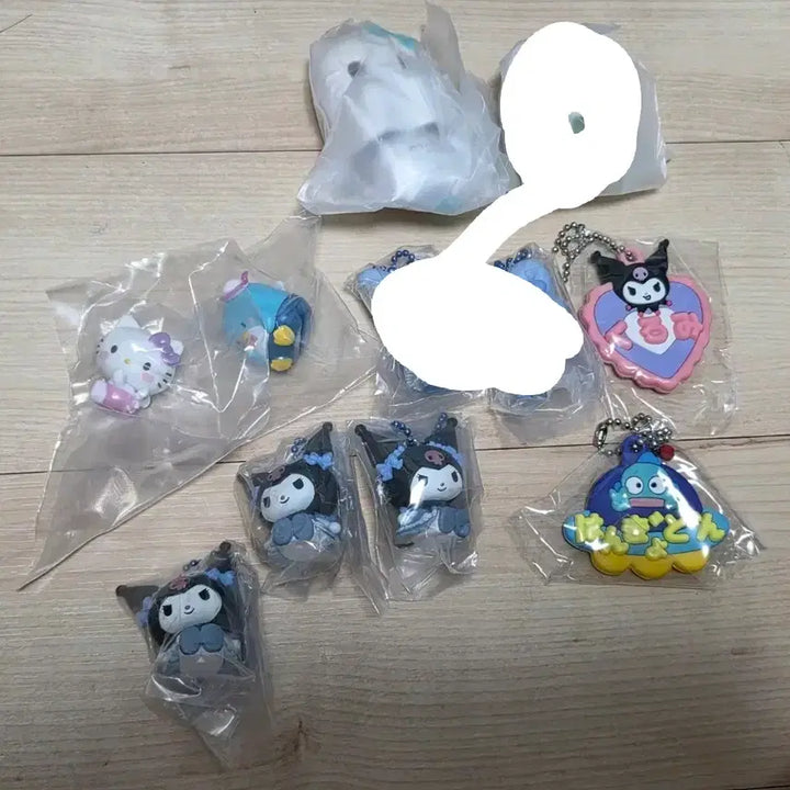 [BUNJANG] Sanrio Characters Gacha Keyring Figures (Kuromi, My Melody, Hello Kitty, Keroppi, Hangyodon) / 산리오 쿠로미 마이멜로디 헬로키티 케로피 한교동 가챠 키링 피규어