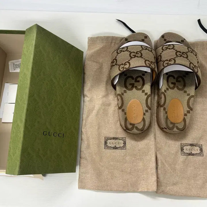 [BUNJANG] Gucci GG Canvas Slide Slippers Brown / 구찌 GG 캔버스 슬라이드 슬리퍼 브라운