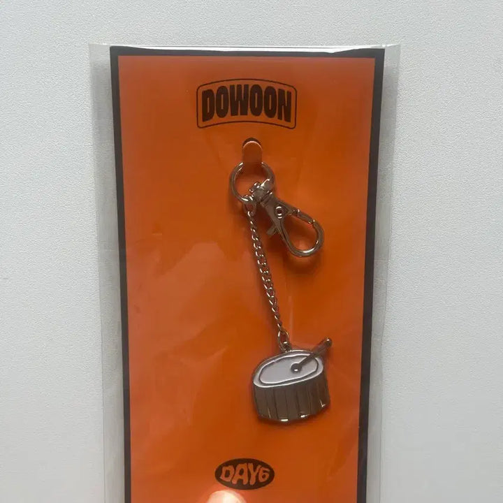 [BUNJANG] DAY6 Sungjin Drum Charms Keyring Dowoon / 데이식스 시그니처 참 키링 드럼 도운