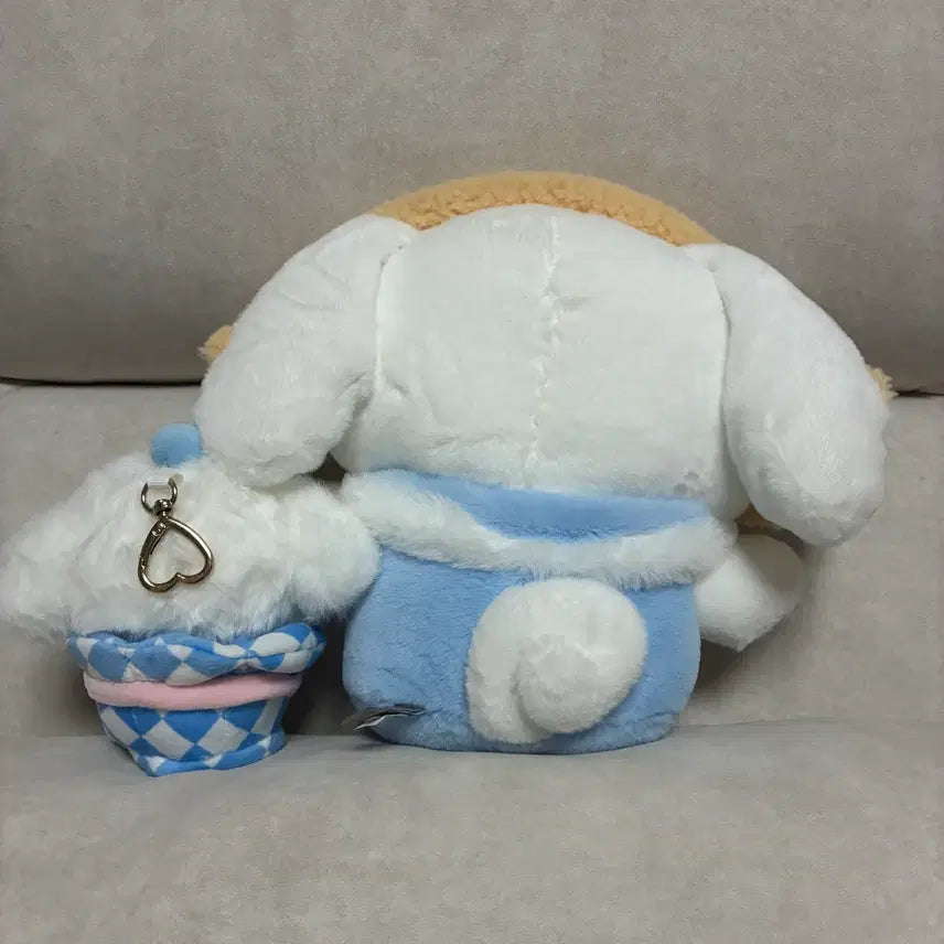 [BUNJANG] Sanrio Cinnamoroll Plush Set with Cupcake / 산리오 시나모롤 인형 세트
