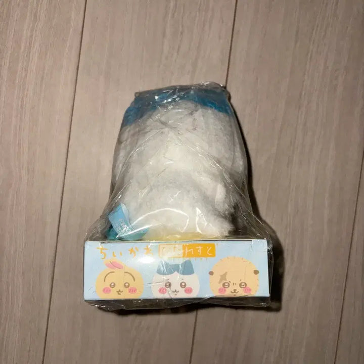 [BUNJANG] Hachiwari (Chiikawa) Sealed Plush Toy / 미개봉) 궁둥이찰찰이 하치와레(치이카와)