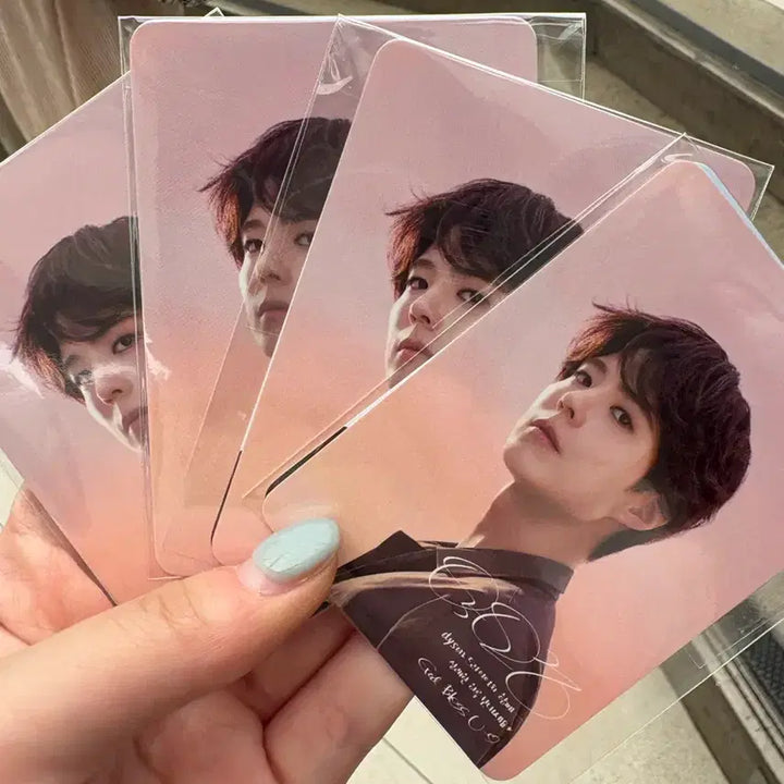 [SOLD OUT] (미개봉) 다이슨 한정판 박보검 포토카드 2종 세트