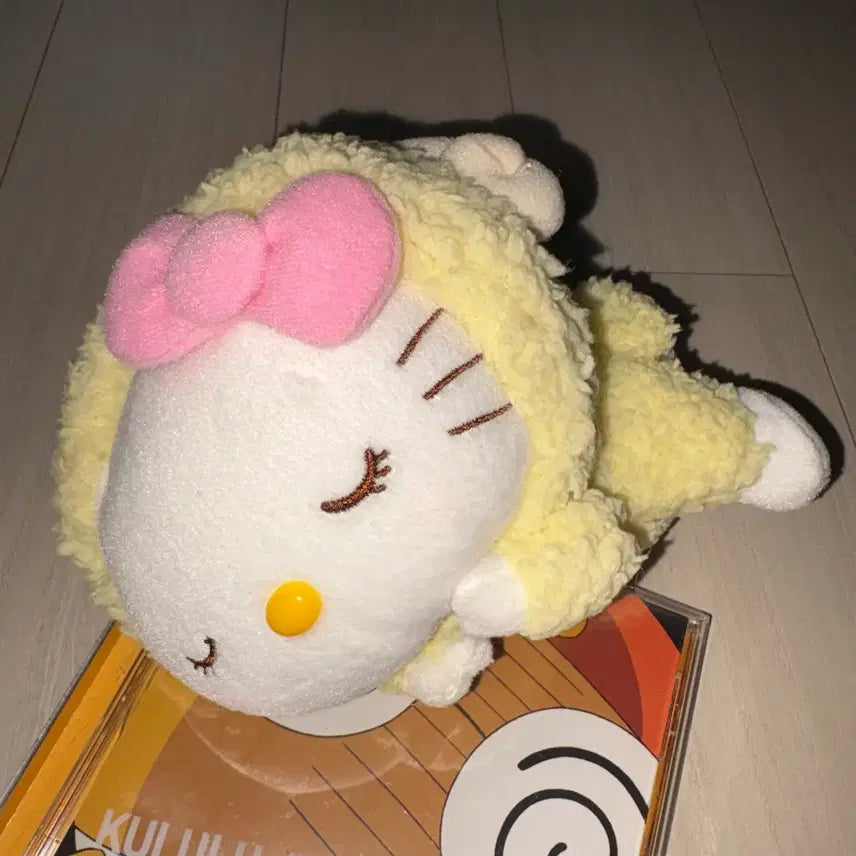 [BUNJANG] Yang Kitty Yellow Plush Toy / 양 키티 옐로우