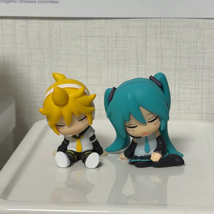 [BUNJANG] Hatsune Miku Kagamine Len Shoulder Perch Gacha Figure Bundle Set / (일괄) 하츠네 미쿠 렌 어깨쿵 꾸벅 피규어 가챠