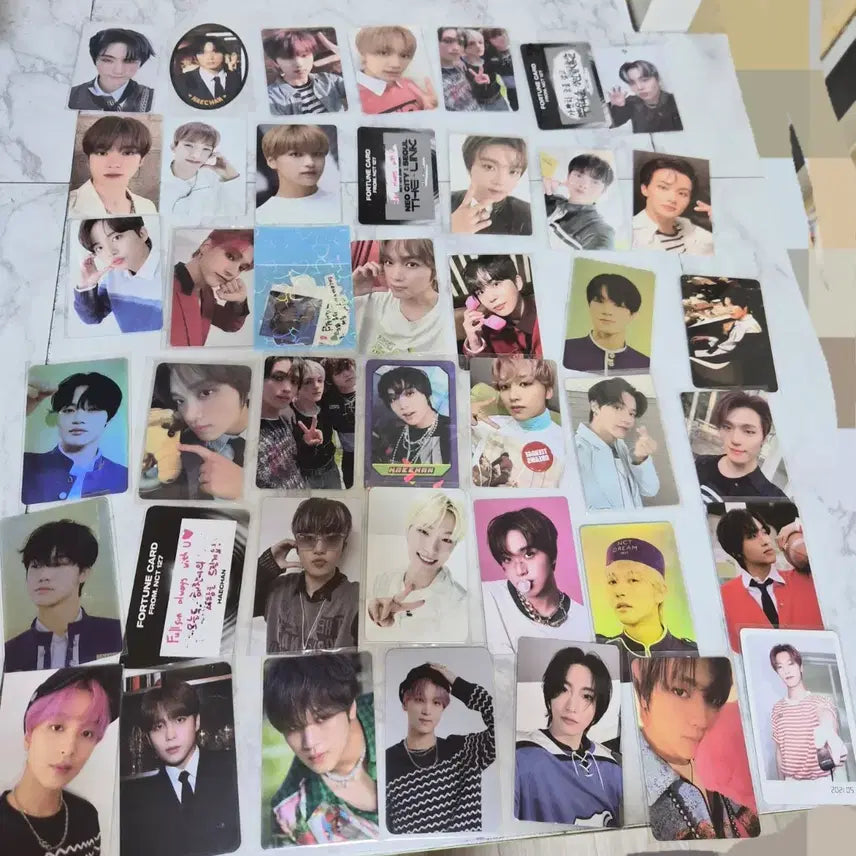 [BUNJANG] NCT Dream, NCT 127, Seventeen, ATEEZ Bundle Set Photocard, POB, Lucky Draw, Unofficial Goods / 엔시티드림 엔시티127 세븐틴 에이티즈 일괄판매 포카 특전 럭드 비공굿