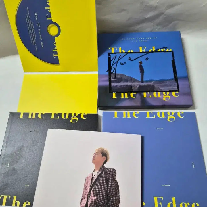 [BUNJANG] Ha Hyun Sang The Edge 2nd EP Signed CD / 하현상 The Edge 2nd EP 싸인 cd 올려봅니다  민트급입니다