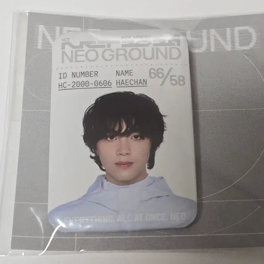 [BUNJANG] NCT Neo City Pop-up Neo Ground Haechan Metal ID Badge / 엔시티 팝업 네오그라운드 뱃지 해찬