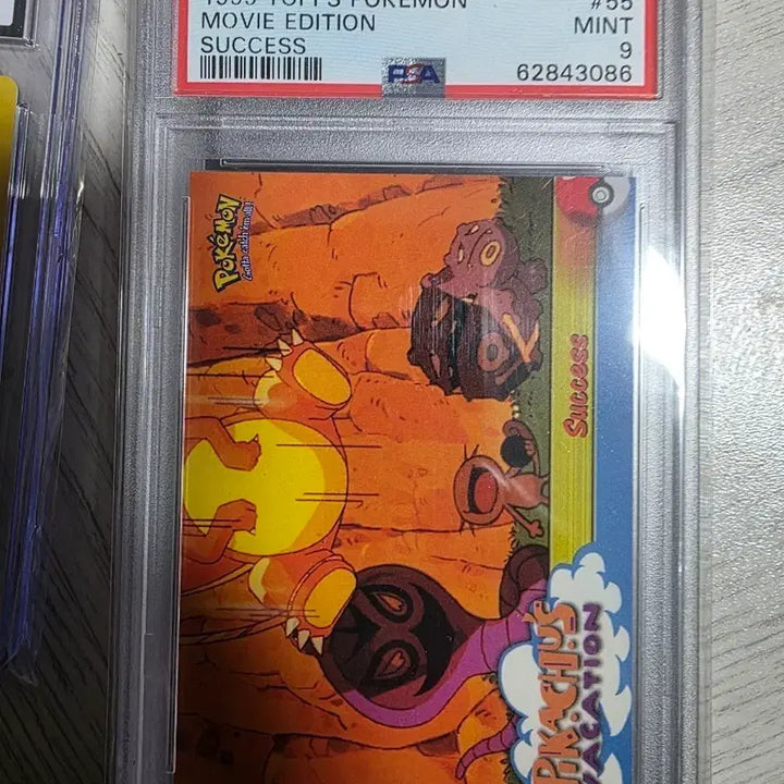 [BUNJANG] 1999 Topps Pokémon Movie Edition Charizard Card PSA 9 / 1999 탑스 포켓몬 카드 무비 에디션 PSA9 리자몽