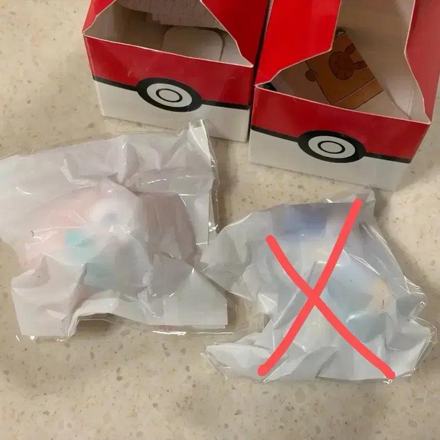 [BUNJANG] Ediya Pokémon Magnet Figure (Rowlet) / 이디야 포켓몬 마그켓 피규어 (나몰빼미)