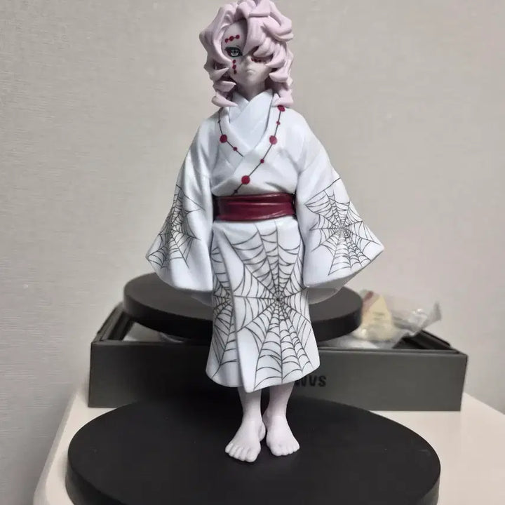 [BUNJANG] Demon Slayer Rui Figure / 귀멸의 칼날 유대의장 루이 피규어