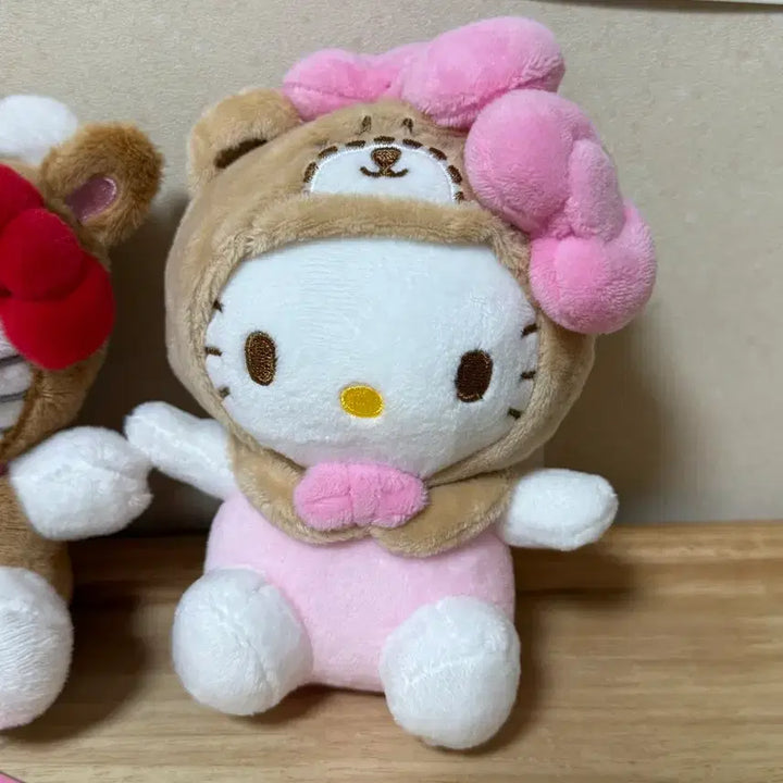 [BUNJANG] Hello Kitty Flower Deer &amp; Bear Doll Keyring Set / 헬로키티 꽃사슴 &amp; 베어 인형 키링 세트