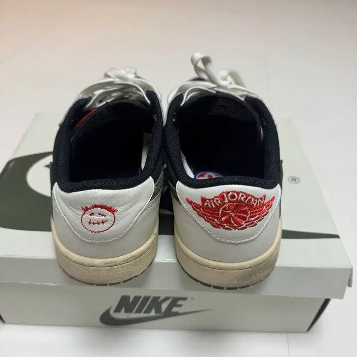[SOLD OUT] 나이키 조던 스캇 올리브 260