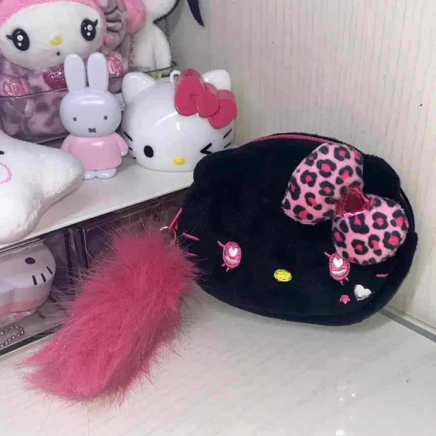 [BUNJANG] Sanrio Kitty "Black Gal" Leopard Print Caribiner Pouch / 고전 블랙갸루 키티 카라비너 파우치 정품 호피키티 인형