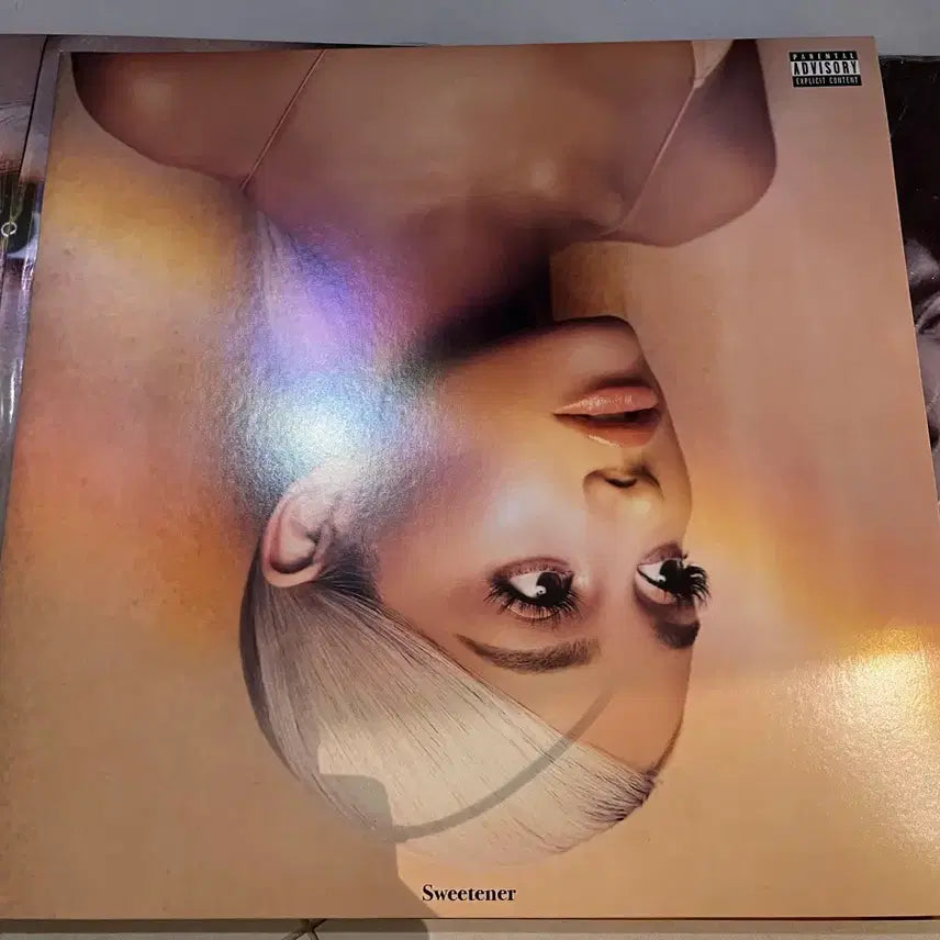 [SOLD OUT] 미사용 아리아나 그란데 Sweetener LP 바이닐