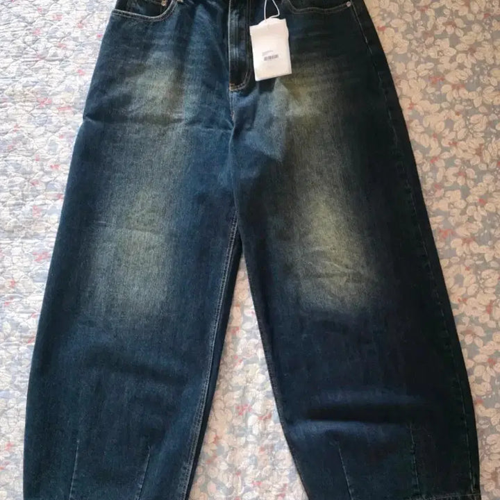 [BUNJANG] Intempomood Balloon Fit Denim / 인템포무드 벌룬 핏 데님