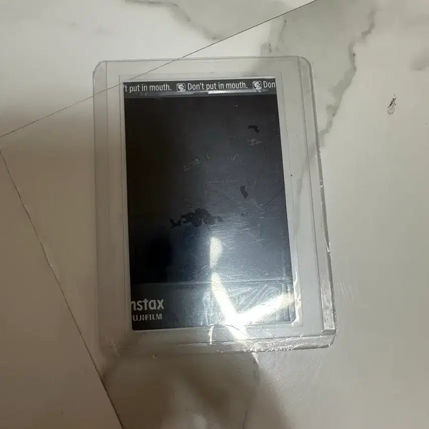 [BUNJANG] Mamamoo Hwasa Autographed Polaroid (Sealed) / 마마무 화사 친필싸인 폴라로이드 미개봉 김영옥