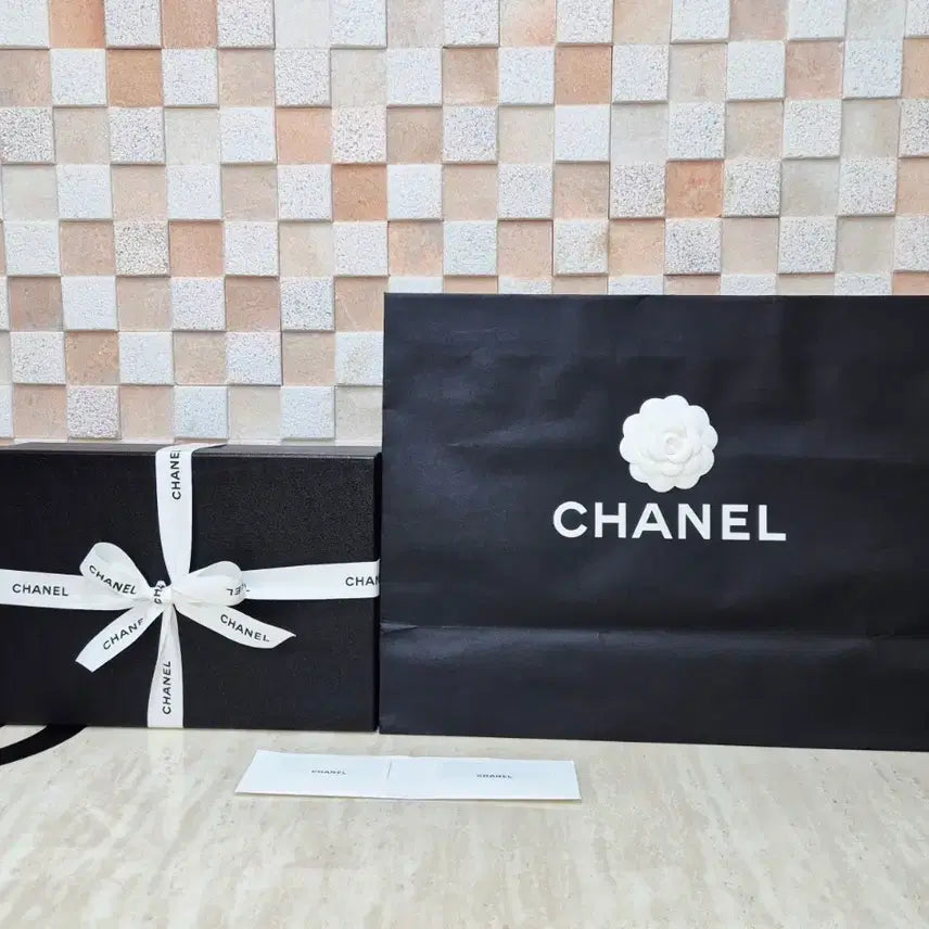 [BUNJANG] Chanel Full Set Box Shopping Bag Camellia Ribbon Booklet Tissue Paper / [백화점정품]샤넬 박스+쇼핑백+까멜리아+리본+북렛+유산지 풀구성품,샤넬