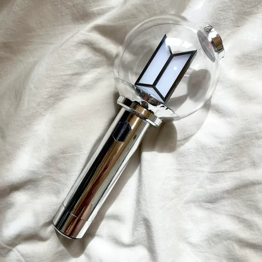 [BUNJANG] BTS Army Bomb Ver.3/4 Sticker Skin (Silver, Reflective) / 사미밤 스티커 bts 응원봉 스킨 판매 아미밤 bts부산콘 아미밤 렌탈