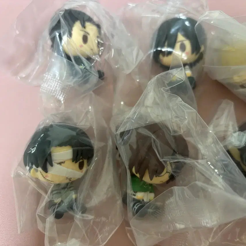 [BUNJANG] Attack on Titan Chocokko H Prize I Prize Ichiban Shoji Figure Levi / [판매] 진격거 초코노코 H상 I상 제일복권 이치방쿠지 피규어 리바이