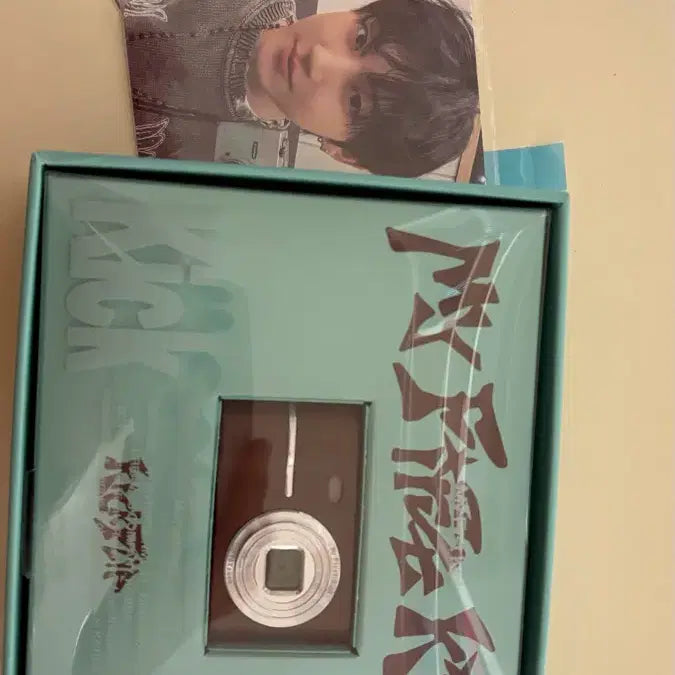 [SOLD OUT] 킥플립 미니4집 카메라 한정판 앨범 양도 (포카 계훈풀셋)