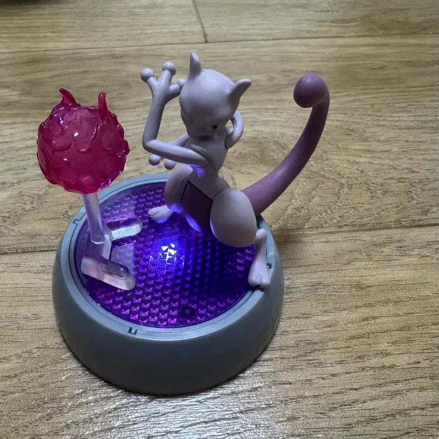 [BUNJANG] Shining Mu Gacha Figure / 빛나는 뮤 가챠 팝니다