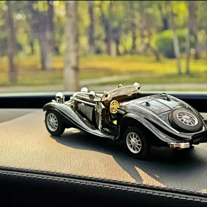 [BUNJANG] Mercedes-Benz 500K Classic Car 1/28 Diecast Model / (금속) 메르세데스 벤츠 500K 클래식 자동차 팝니다.