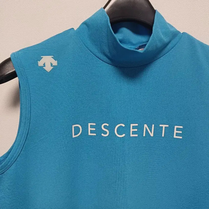[BUNJANG] Descente Golf Sleeveless T-Shirt Size S / 데상트 골프 민소매 티셔츠 S