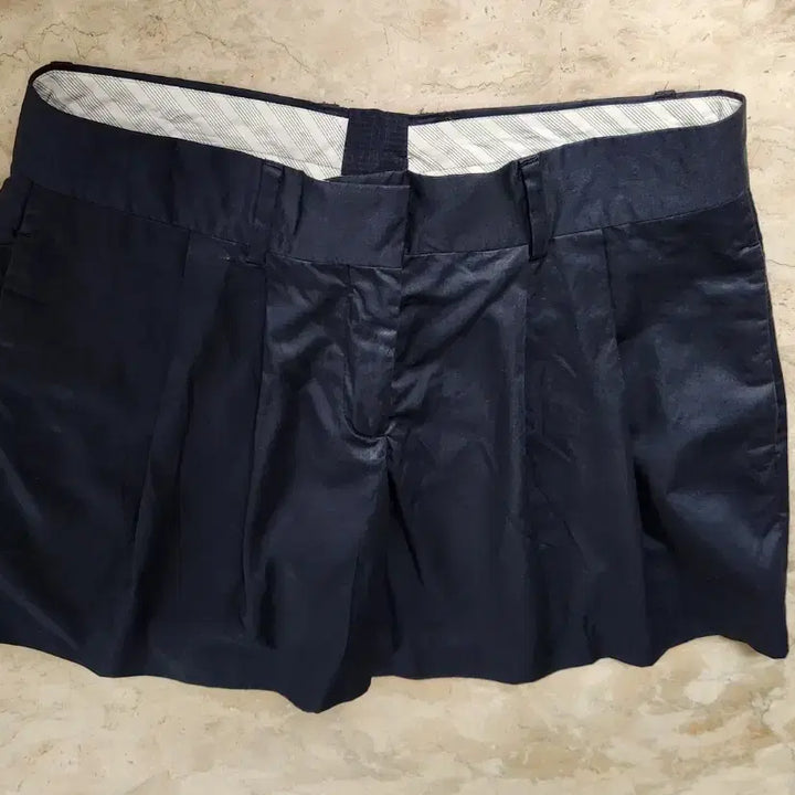 [BUNJANG] Chic Skirt Style Shorts with Double Pleats / 치마스타일 반바지 투턱 44반~55