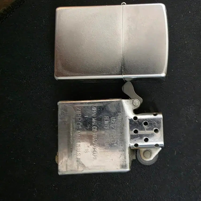 [BUNJANG] American Made Silver Matte Zipper Lighter / 미국산 실버 무광 지퍼 라이터