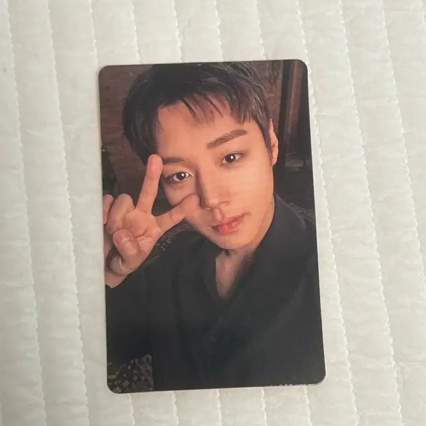 [BUNJANG] Park Ji Hoon (BC) V Selfie Photocard / 기영이 숯불 두마리 치킨 박지훈 브이 ㅂㅈㅎ 포카 포토카드 셀카