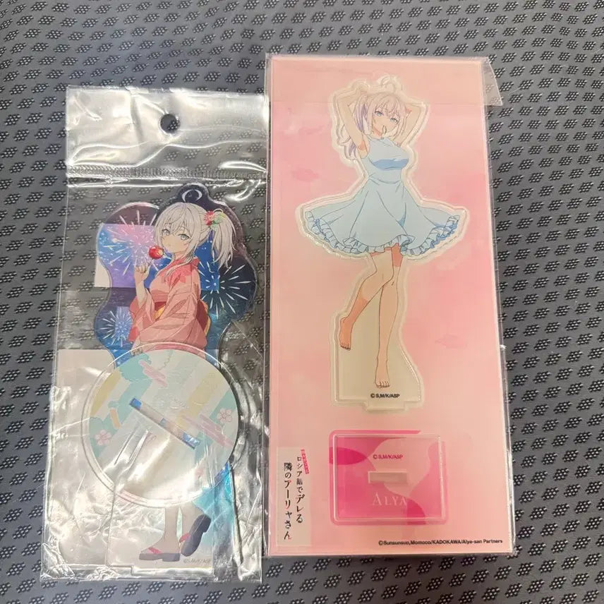 [BUNJANG] Roshidere Arya Acrylic Stand / 로시데레 아랴 아크릴스탠드