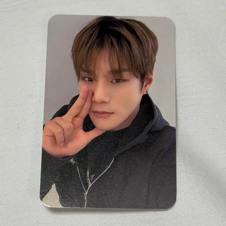 [BUNJANG] DARK ver. JUNSEO VANGUARD Japan Fancon DVD Photocard / 다크비 준서 VANGUARD 일본 콘서트 디비디 포카