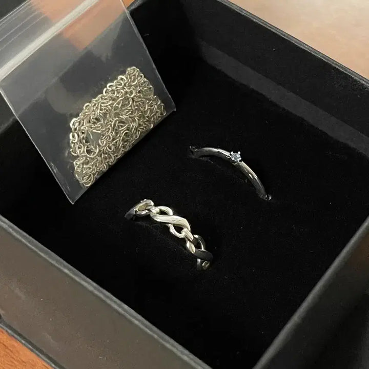 [BUNJANG] ATEEZ 8room ATINY Ring Bundle Set / 에이티즈 ateez 8room 에잇룸 에이티니링 양도
