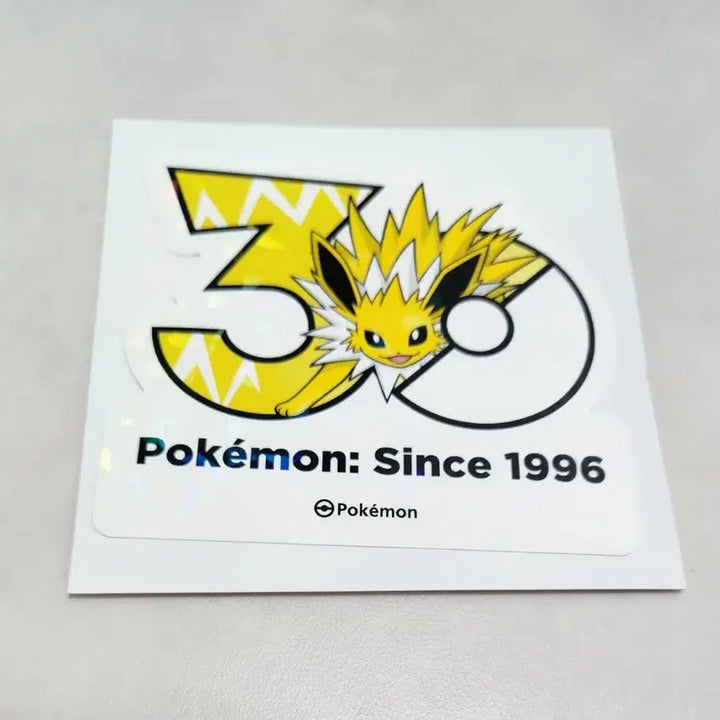 [BUNJANG] Pokemon 30th Anniversary Jolteon Sticker / (새상품) 성수 포켓몬 파티 30주년 쥬피썬더 스티커