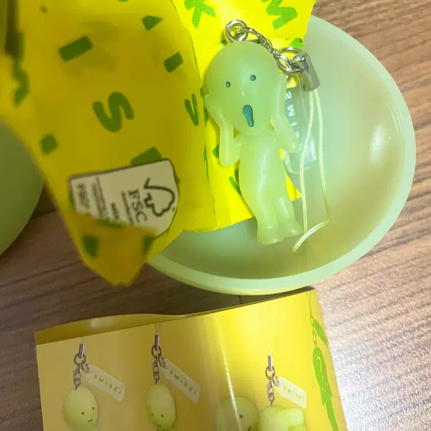 [BUNJANG] Smiski Strap Series 1 Secret Munch Gacha Keyring / 스미스키 스트랩 1탄 시크릿 뭉크 가챠 키링