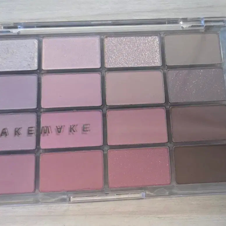 [BUNJANG] WAKEMAKE Eye Shadow Palette New / 웨이크메이크 아이섀도우 팔레트 새상품