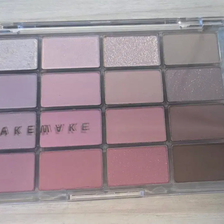 [BUNJANG] WAKEMAKE Eye Shadow Palette New / 웨이크메이크 아이섀도우 팔레트 새상품