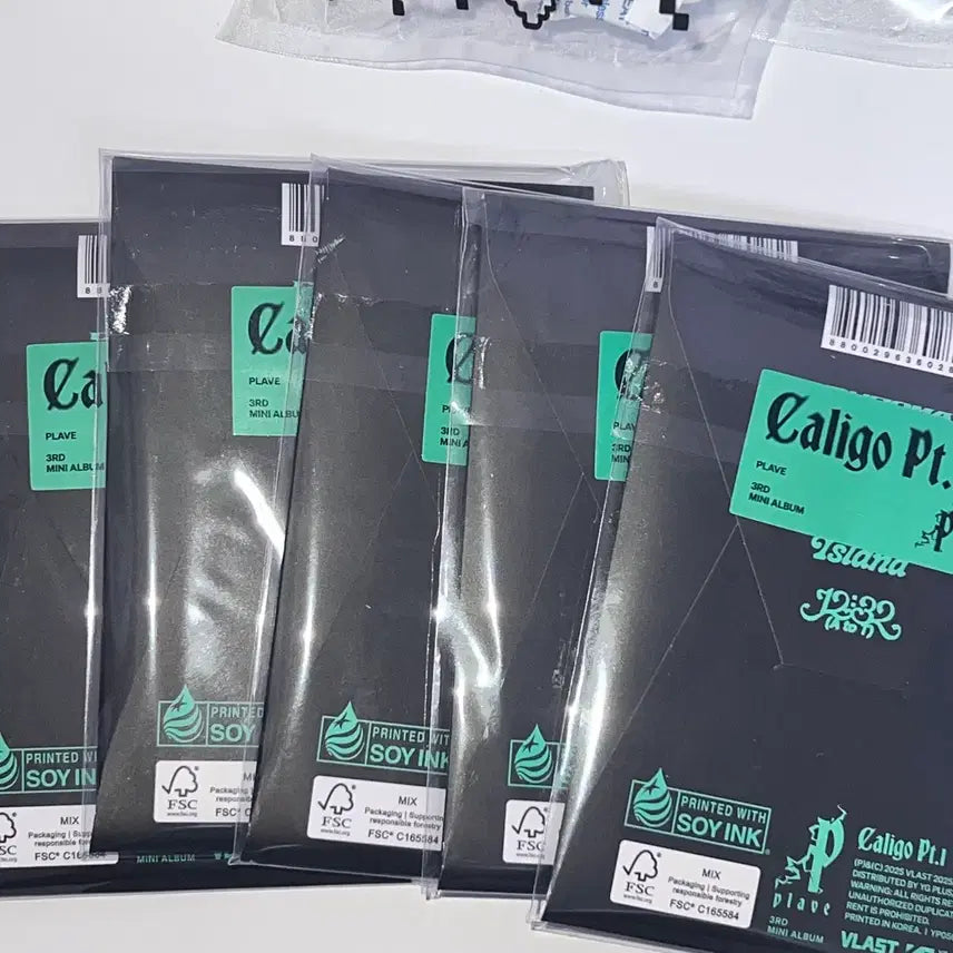 [BUNJANG] PLAVE Caligo Part 1 Photocard Album Bundle Set (Sealed) / 플레이브 칼리고파트1 포카앨범 미개봉 5장 일괄판매