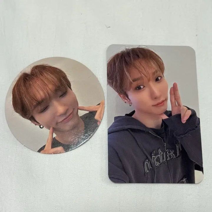 [BUNJANG] DarkB YUKU VANGUARD Japan Concert DVD Photocard Set Bundle / 다크비 유쿠 VANGUARD 일본 콘서트 디비디 포카 세트 2장 일괄