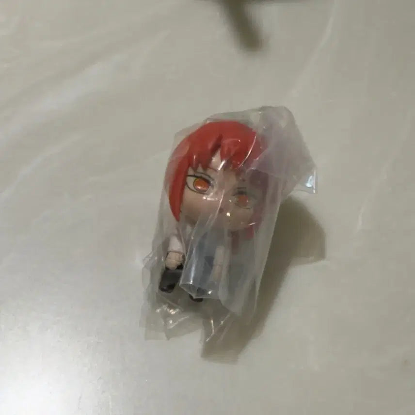 [BUNJANG] Chainsaw Man Makima Gacha (Sealed) / 체인소맨 대롱가챠 마키마 미개봉