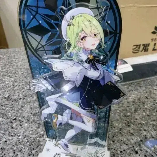 [BUNJANG] Hololive Ceres Fauna Winter Acrylic Stand / 홀로라이브 세레스 파우나 겨울 아크릴 스탠드