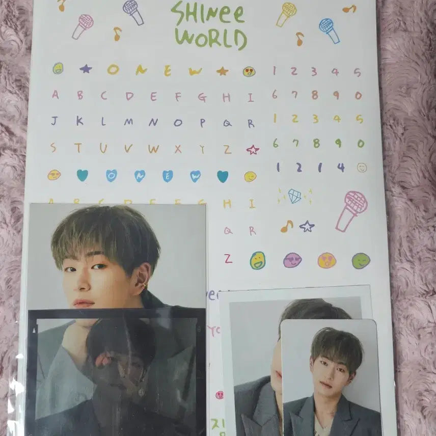 [BUNJANG] SHINee Onew Beyond LIVE Deco Sticker + Photo Set / 샤이니 온유 비욘드라이브 데코스티커 + 포토세트 새상품 판매