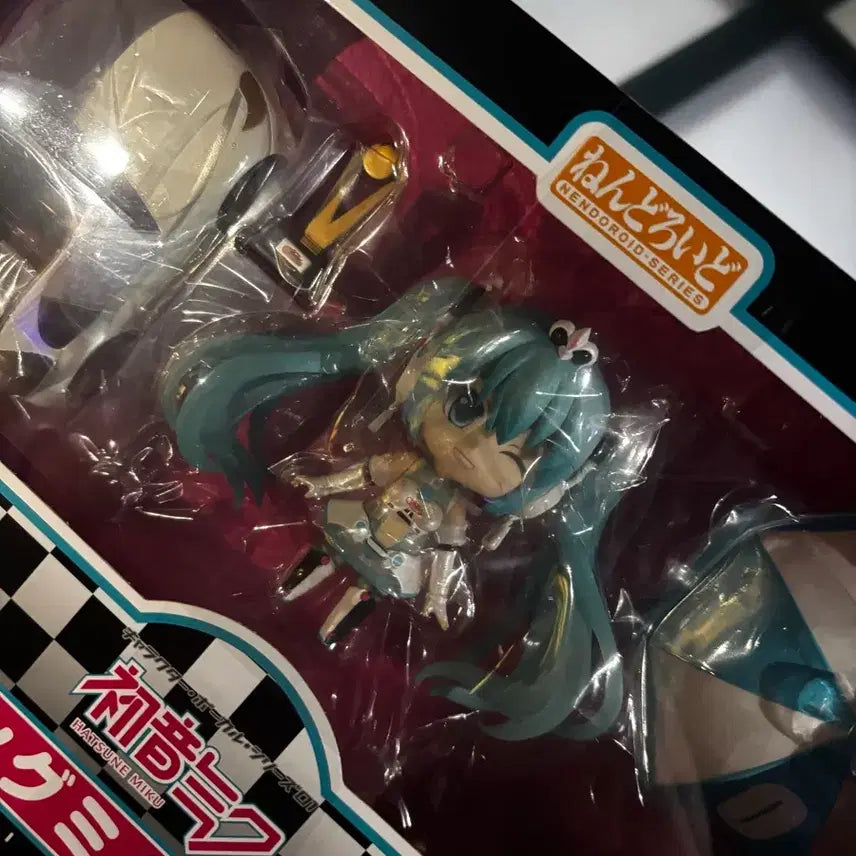 [BUNJANG] Nendoroid Hatsune Miku Racing 2012 Ver. Figure / 넨도로이드 239 하츠네 미쿠 레이싱 2012 피규어