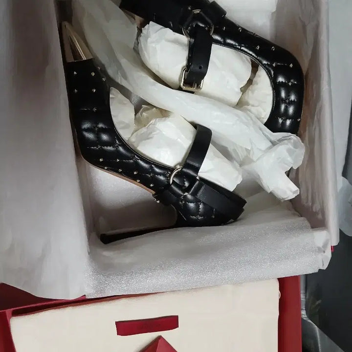 [BUNJANG] Valentino Rockstud Shoes Heel Size 36.5 / 새것/정품)발렌티노 락스터드 신발슈즈힐 36.5