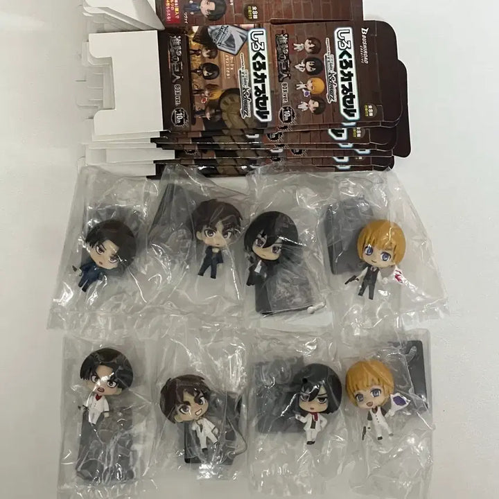 [BUNJANG] Attack on Titan Shirokuro Capsule Figure Full Set (Unsealed) / 진격의거인 시로쿠로 캡슐 피규어 풀 세트 미개봉 새상품