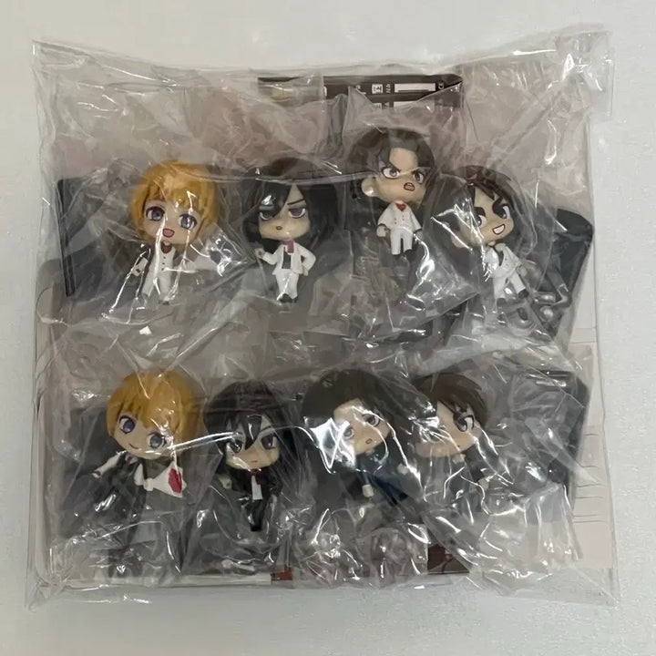 [BUNJANG] Attack on Titan Shirokuro Capsule Figure Full Set (Unsealed) / 진격의거인 시로쿠로 캡슐 피규어 풀 세트 미개봉 새상품