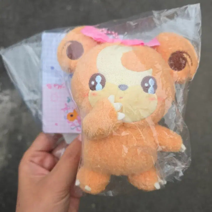 [BUNJANG] Pokemon Center Teddiursa Mascot Keychain Holder / 포켓몬센터 깜지곰 마스코트 키링 키홀더